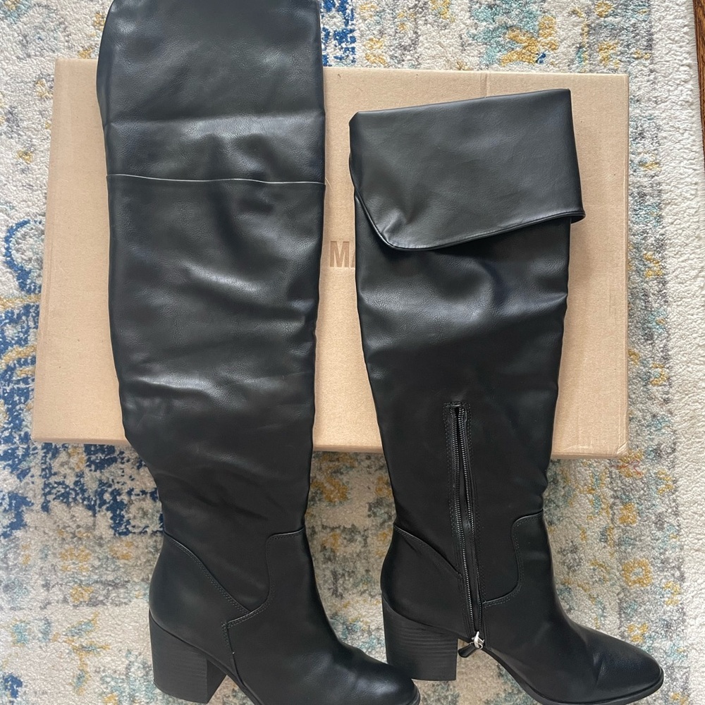 Steve Madden Anna Black Over the Knee Boots - Picture 2 of 4